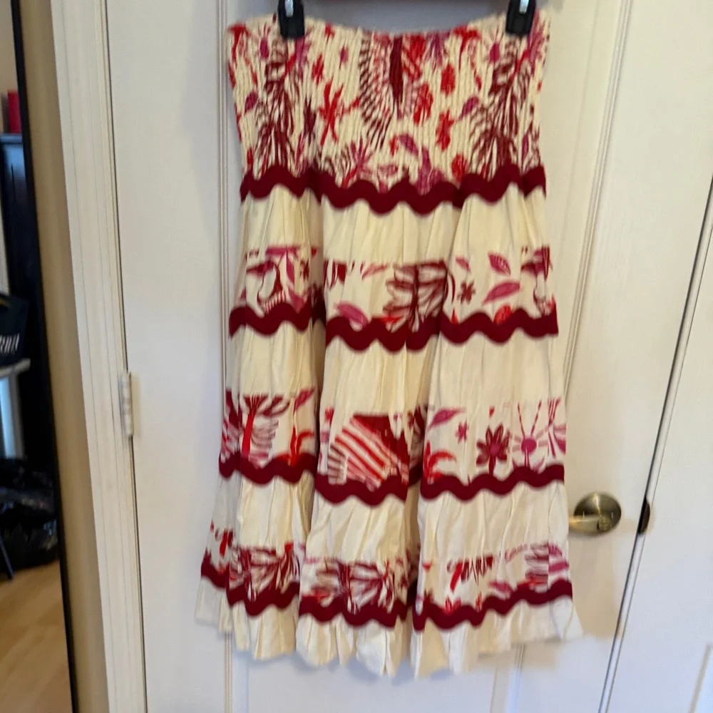 Caroline Constas Red and White Textured Fabric - Picture 3 of 9